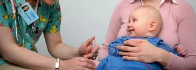 bebe-sante-vaccin Le nouveau carnet de santé présente des conseils de prévention actualisés