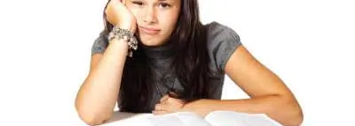 41 % des Français disent avoir été victimes de harcèlement enfant-ecole-livre-etude