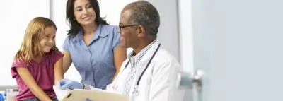 enfant-femme-medecin-carnet-sante enfant-femme-medecin-carnet-sante