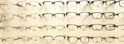 Qui peut bénéficier du 100 % Santé ? lunettes-opticien-santé