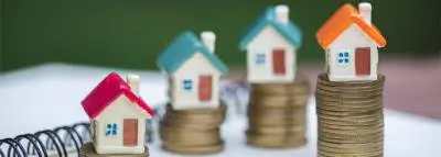 Le paiement des prêts liés à l'acquisition d'un logement représente en moyenne 30 % des revenus d'un ménage. emprunteur-banque