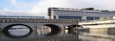 Face aux préoccupations sur le pouvoir d’achat des Français, le ministère de l’Economie et des Finances attend un nouveau geste des assureurs sur l’évolution des tarifs d'assurance des particuliers en 2024. Bercy-ministère-finances