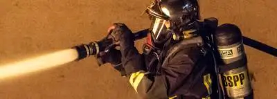 Comment assurer son prêt avec un métier à risque ? pompier lance