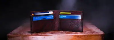 Assurance carte bancaire : que couvre-t-elle ? portefeuille-carte-bancaire