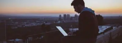 teletravail-salarie-laptop-remote