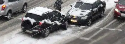 Événements climatiques et assurance auto neige voiture