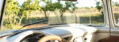 volant-pare-brise-voiture