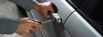 Vandalisme : que couvre l'assurance ? vandalisme-voiture-voleur